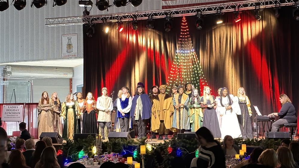  DHS students at Festival of Trees